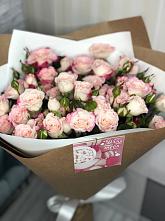 Букет цветов из:  Розы в Чернышев